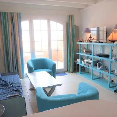 Gasbuss - Golfe De St-tropez - En Duplex Avec Piscine Et Acces Direct A La