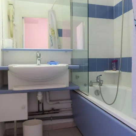 Gasbuss - Golfe De St-tropez - En Duplex Avec Piscine Et Acces Direct A La Gassin